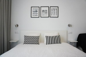 Black & White Las Canteras